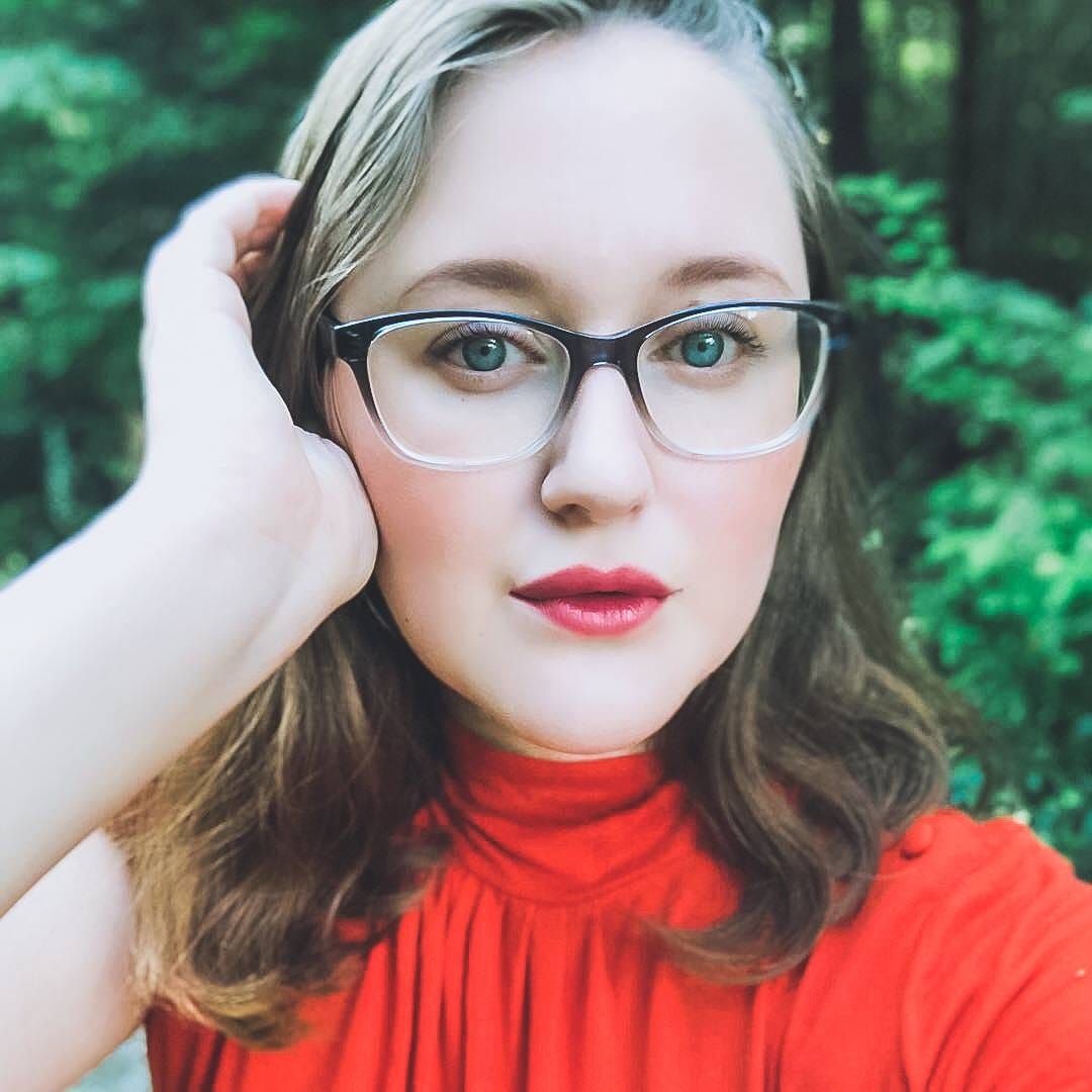 Amanda Dyer – Medium