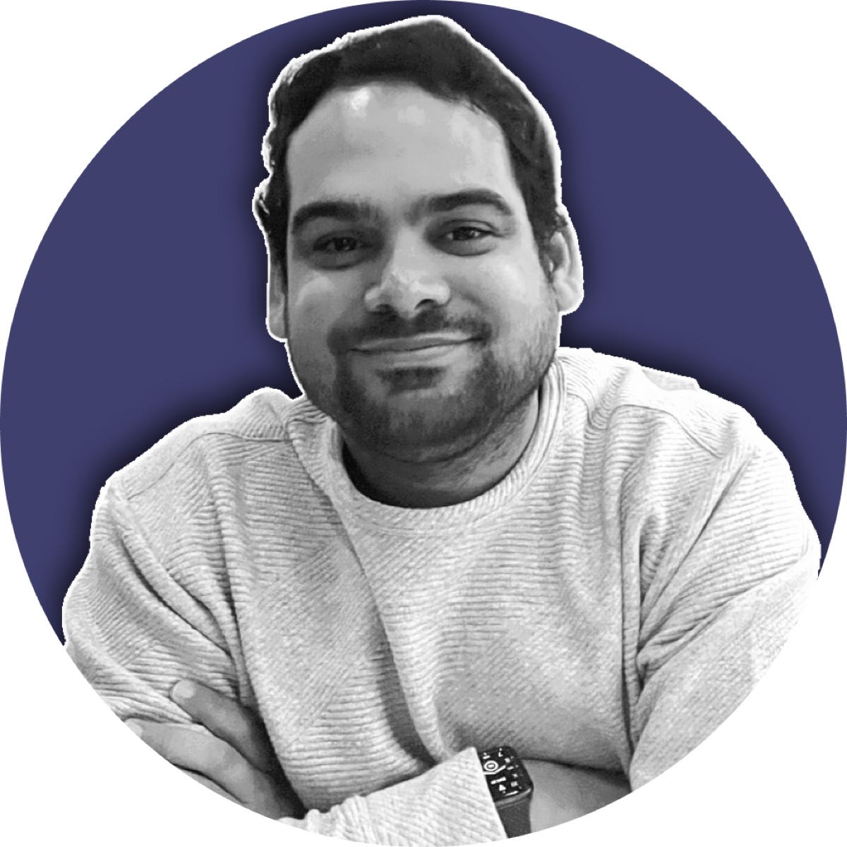 Tomas Hernandez Medium