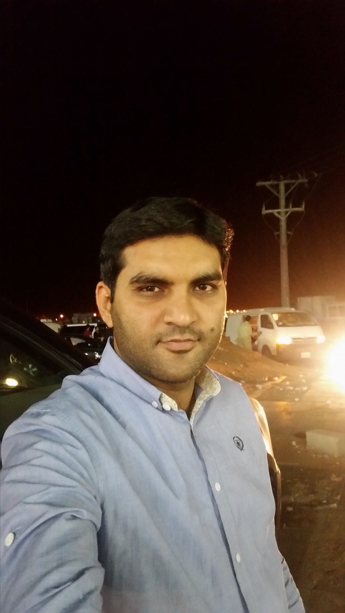 Kaleem Ullah – Medium