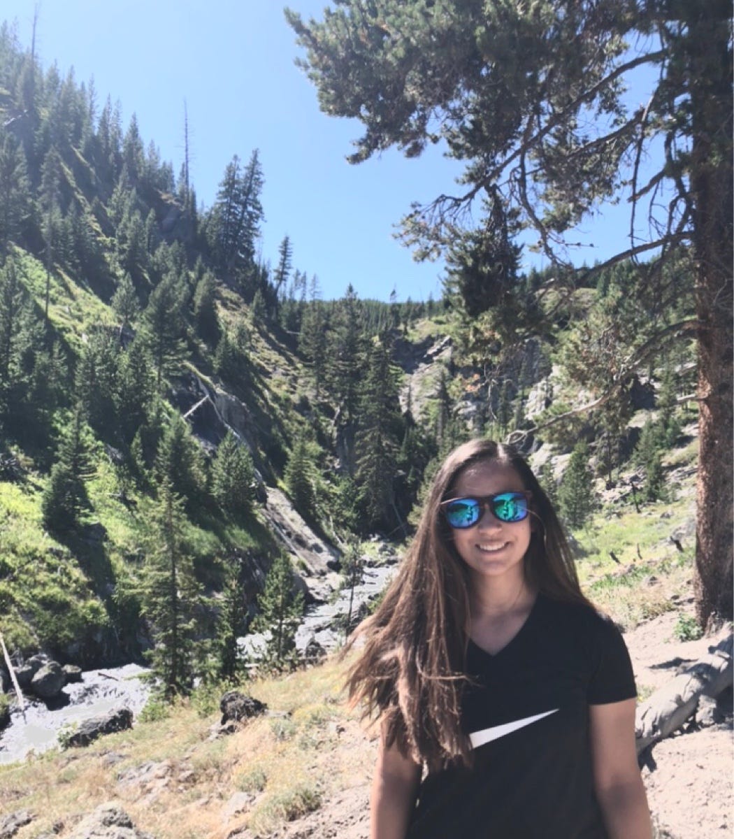 Lindsey S. – Medium