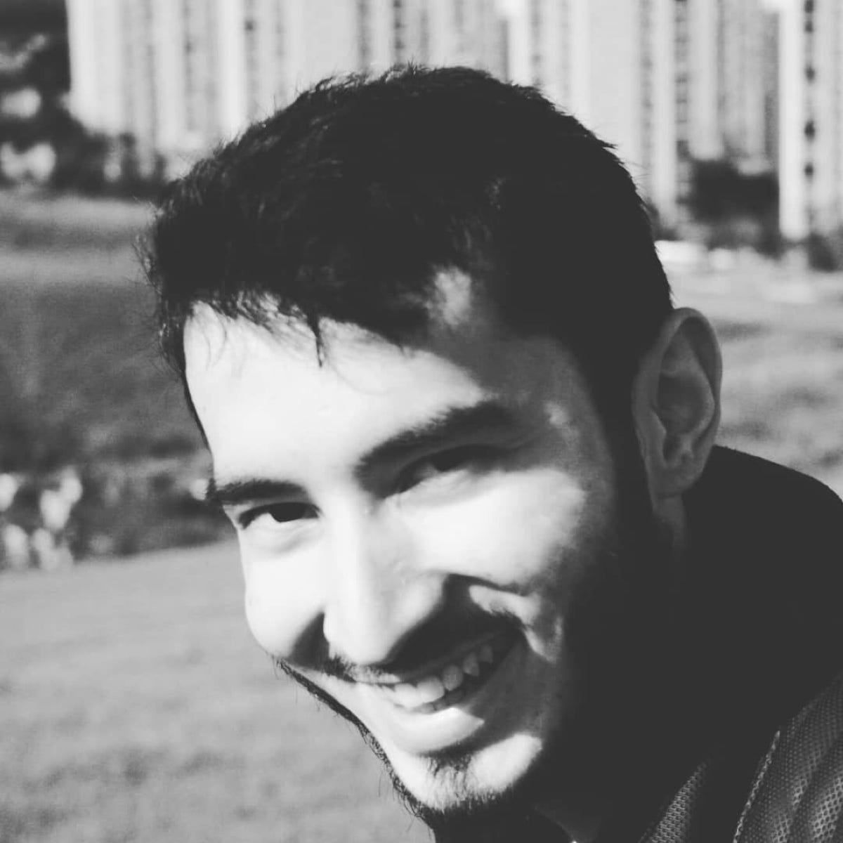 Rahmatulloh Ibragimov – Medium