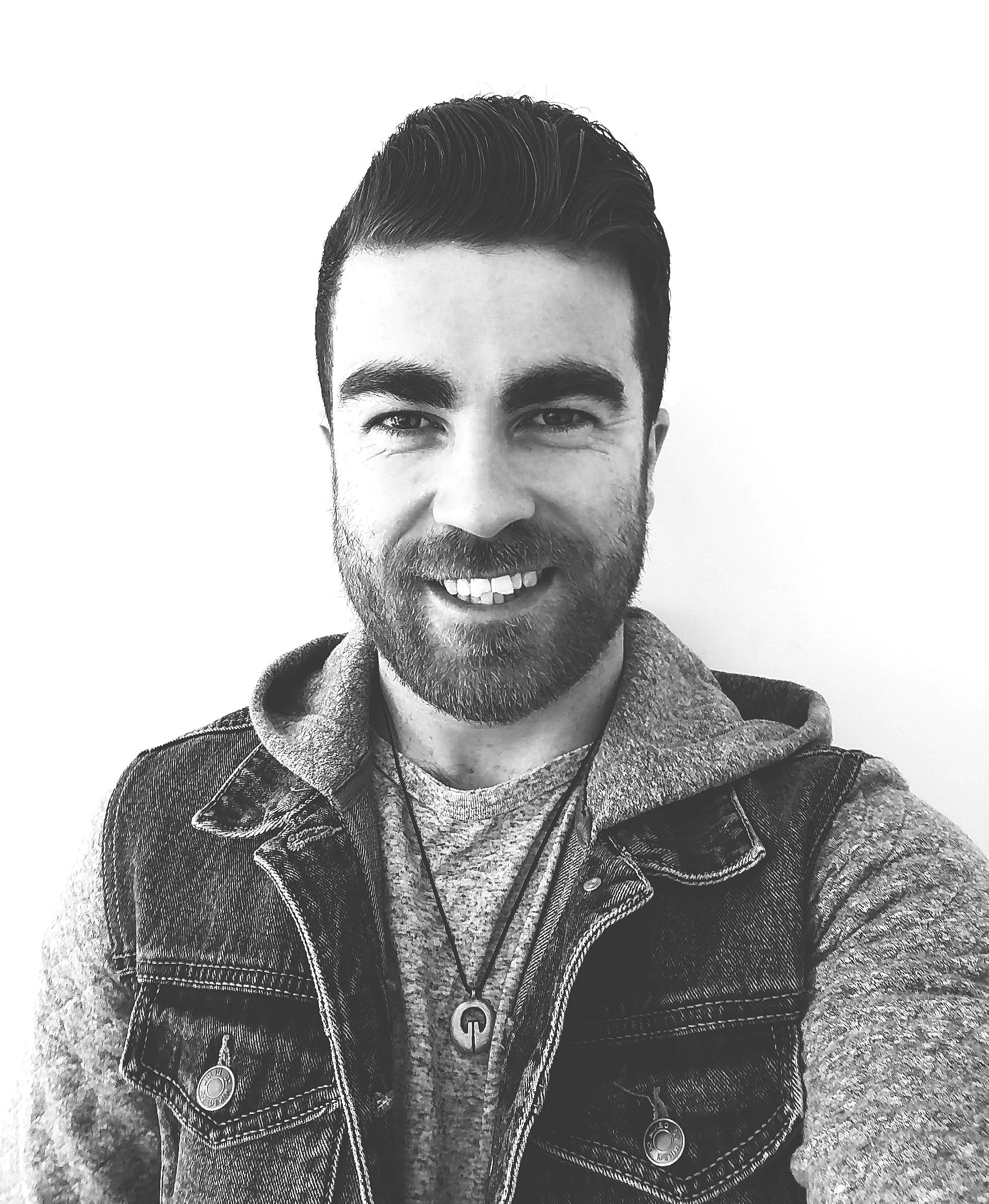 sean-curran-medium