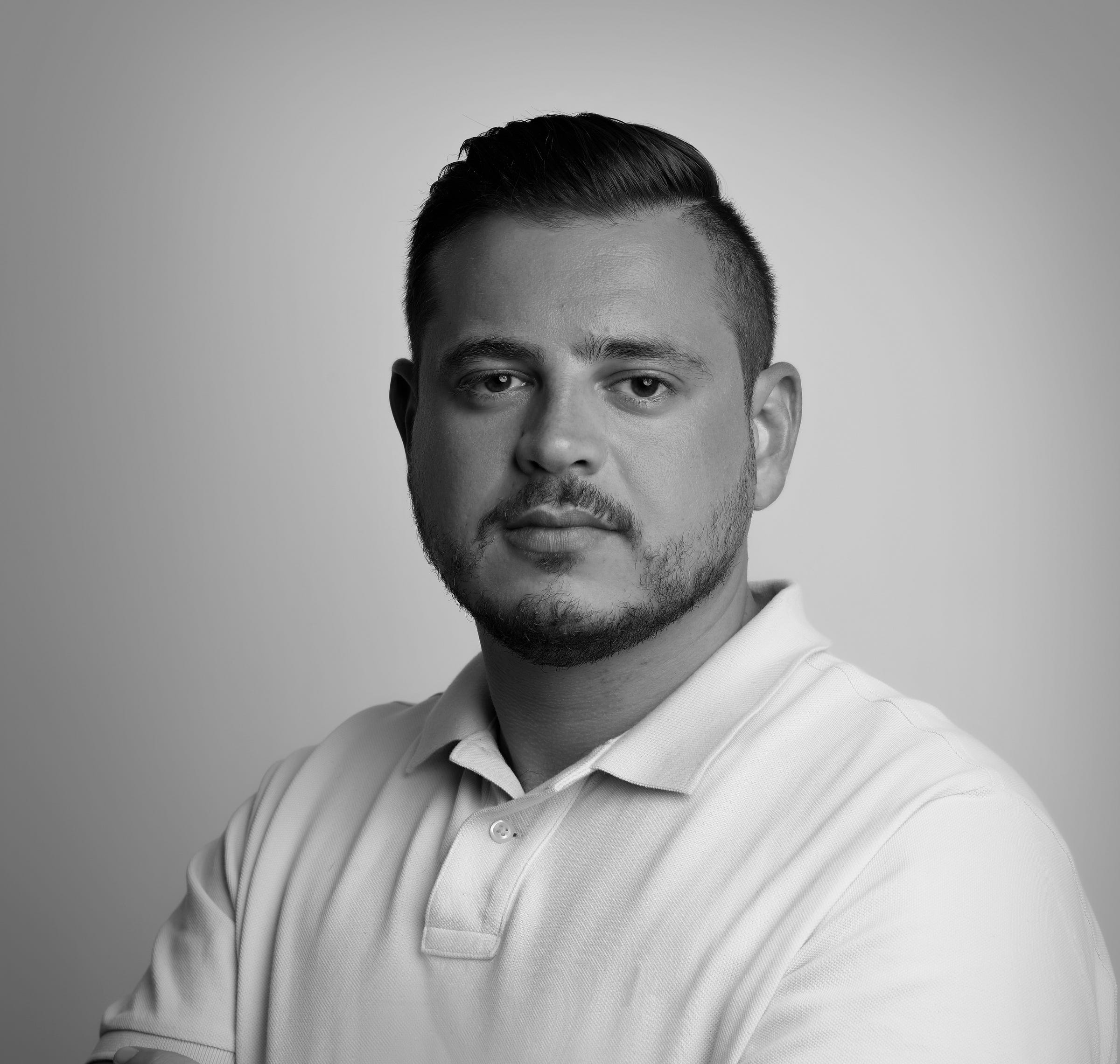 Hamzeh shaghlil medium
