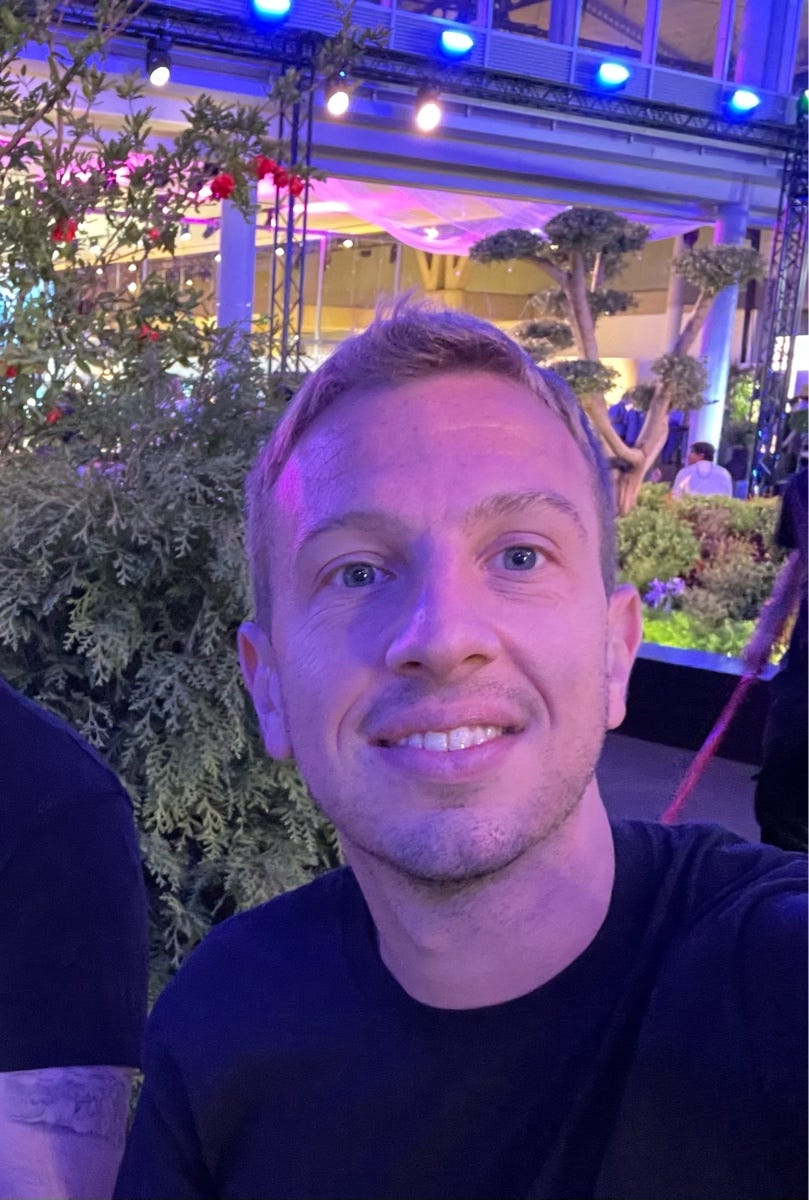 About Alfredo Zimperz Medium