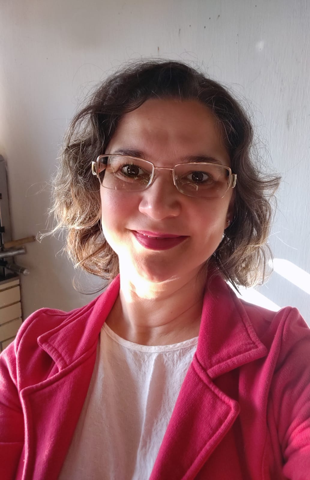 Susana medium