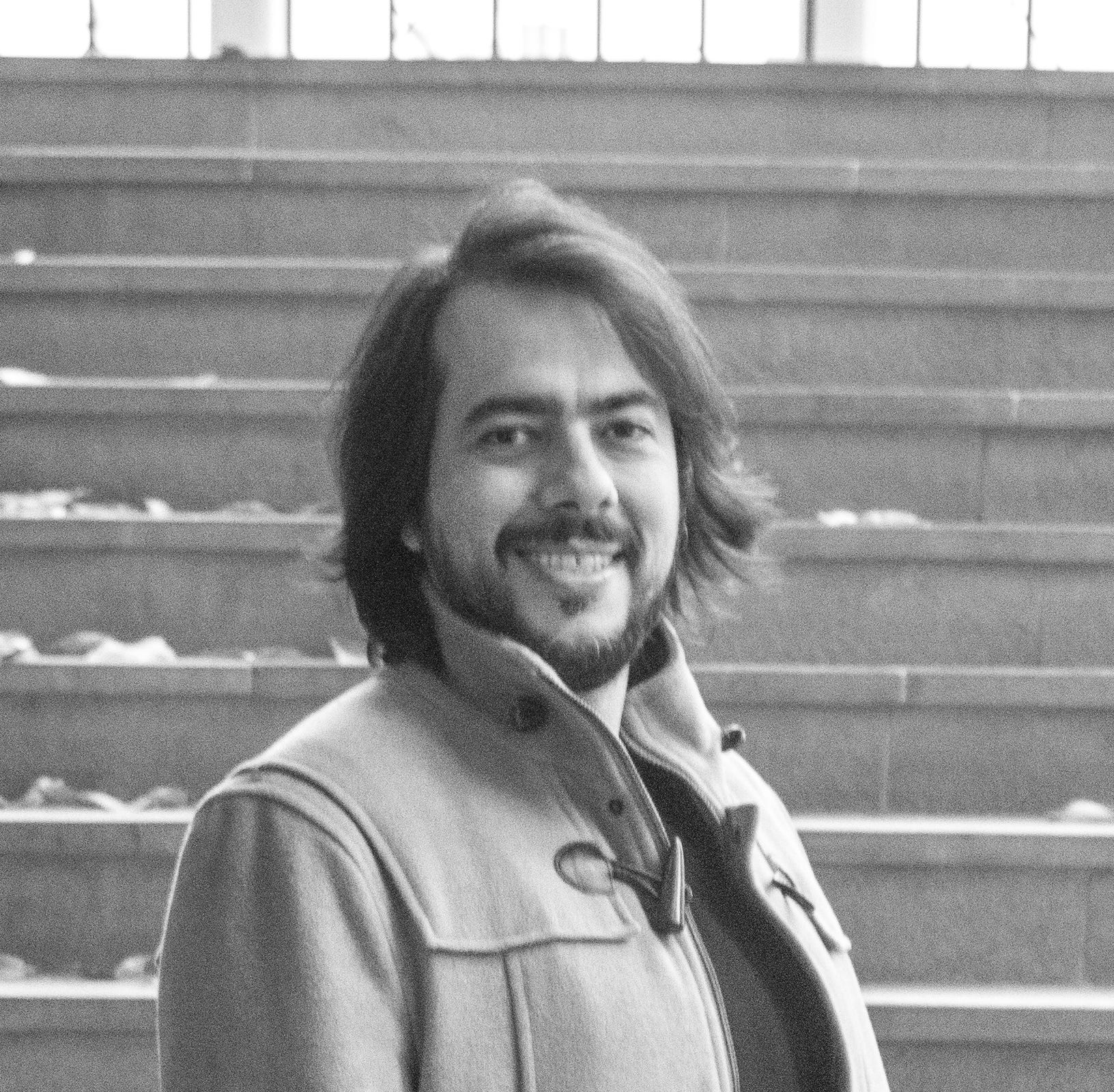 Gus goulart medium