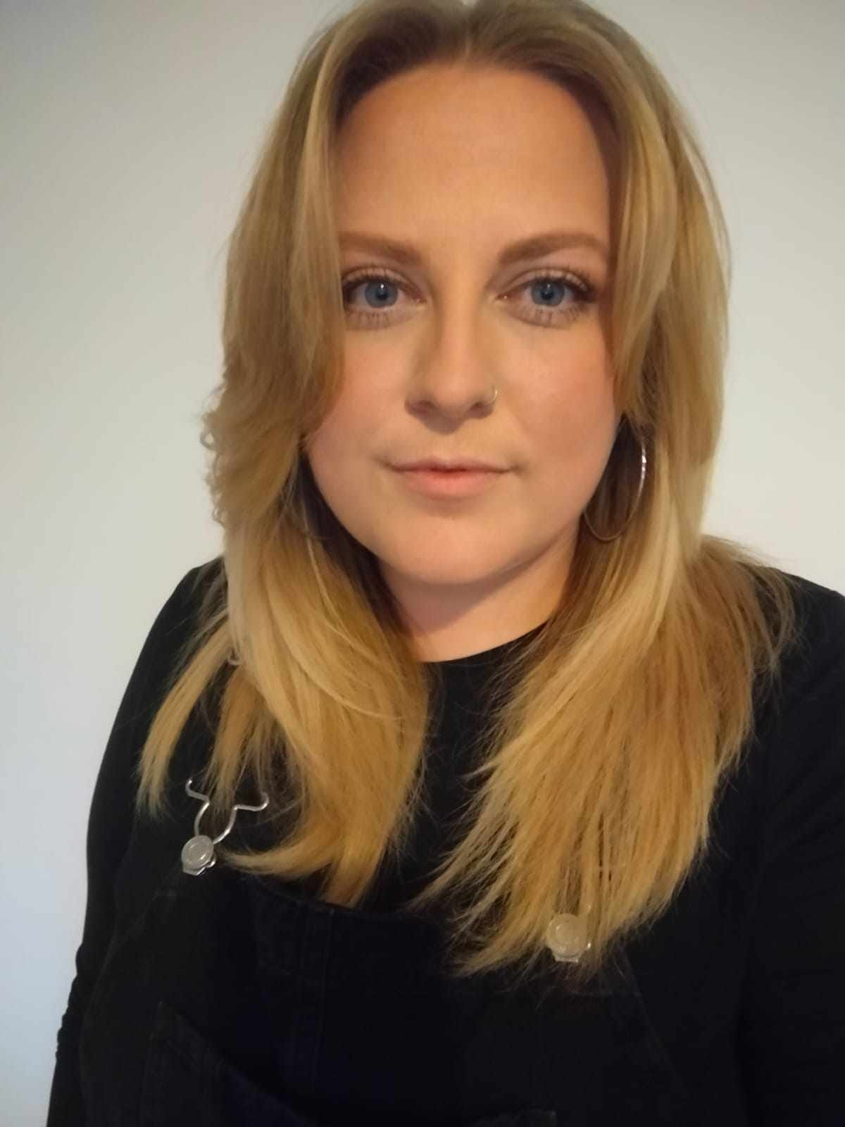 Lauren Brierley – Medium