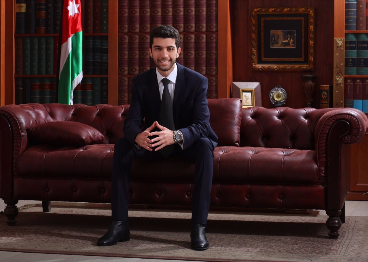 Sanad Amireh – Medium