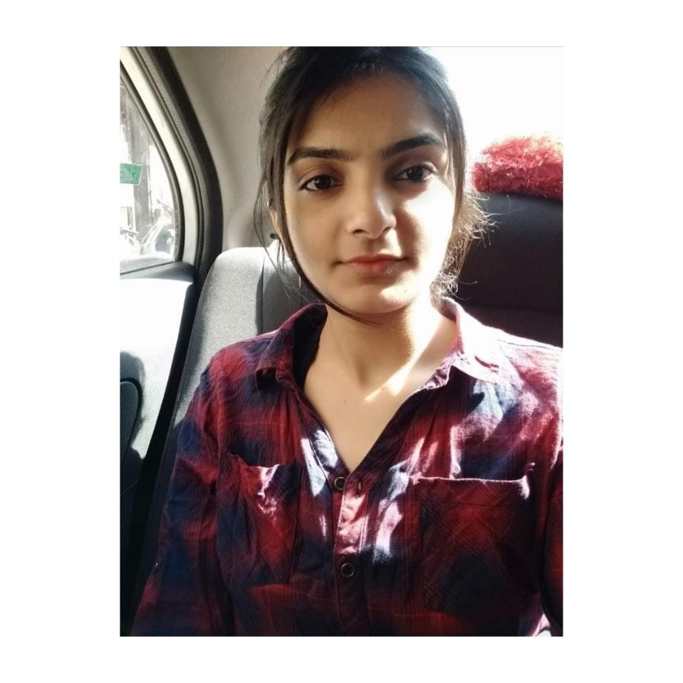Pradnya pande medium