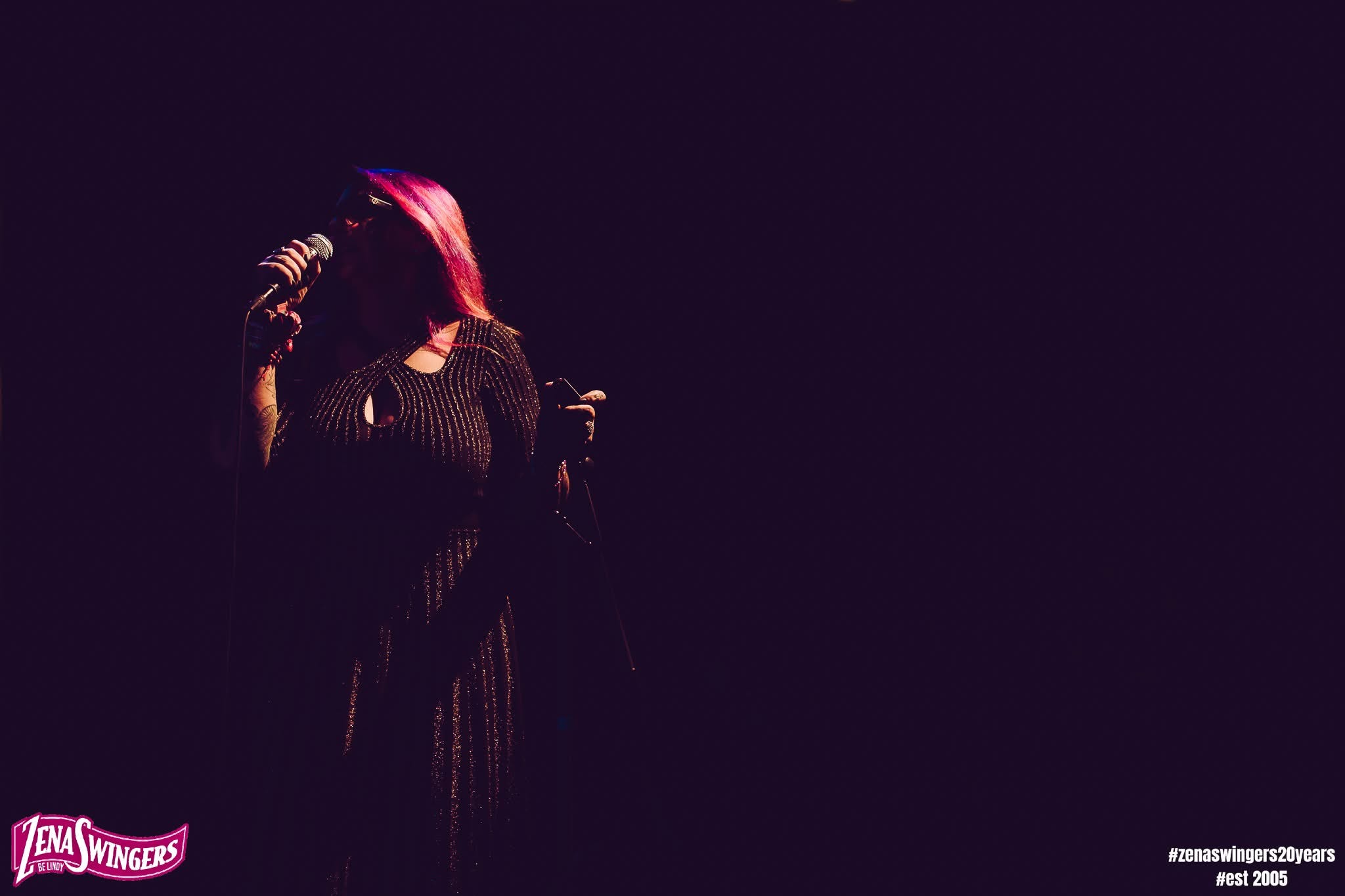 Swing Happens Medium