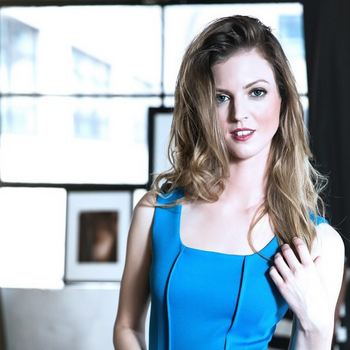 Sarah Lauren – Medium