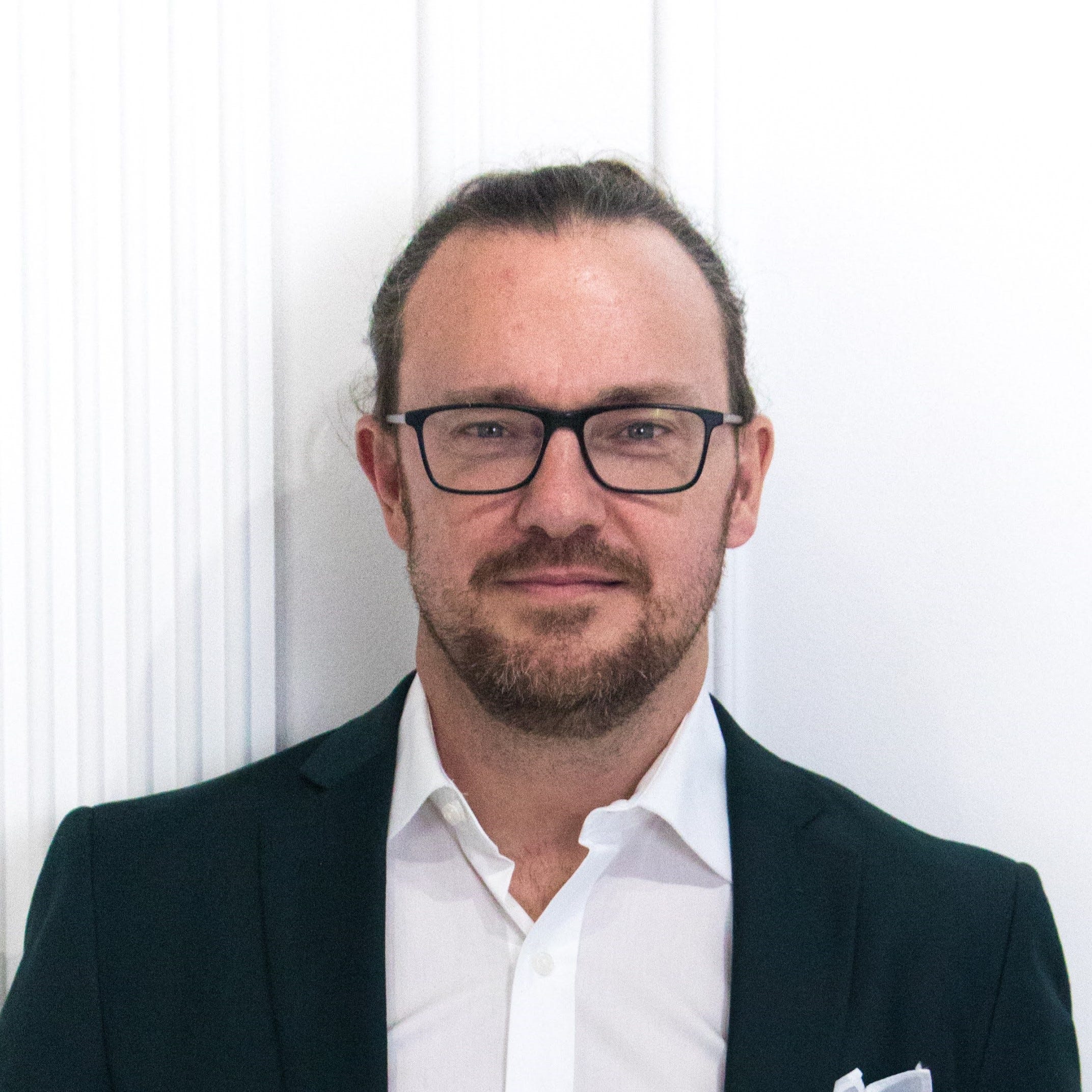 Jeff Anderson – Medium