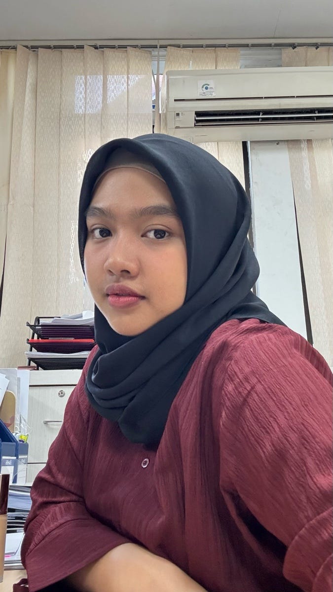 About shaila elviana medium