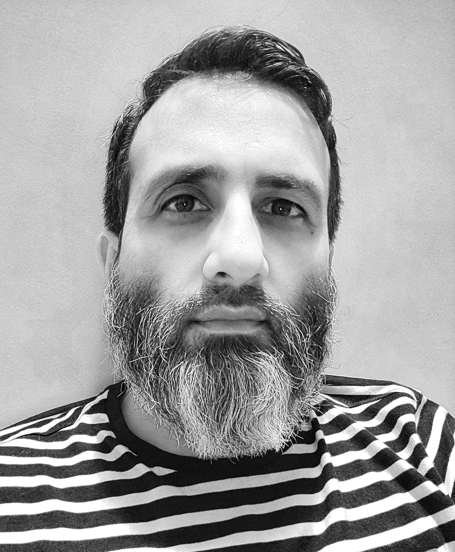 About Shahood ul Hassan Medium