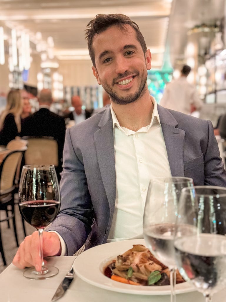 Dylan Latour Medium Dylan latour medium