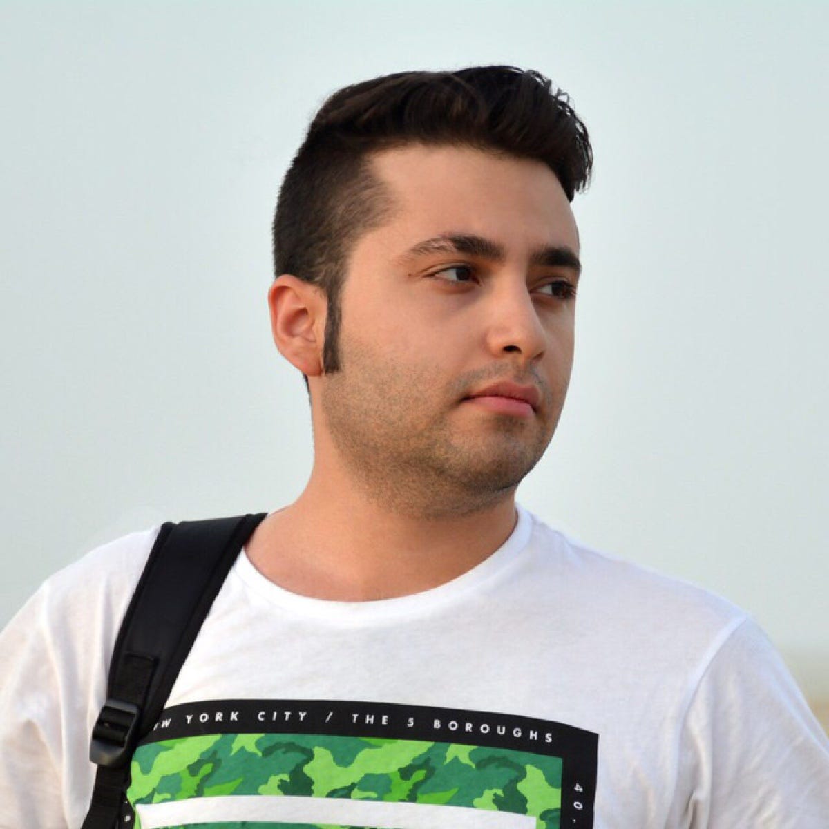 Hootan Moradi – Medium
