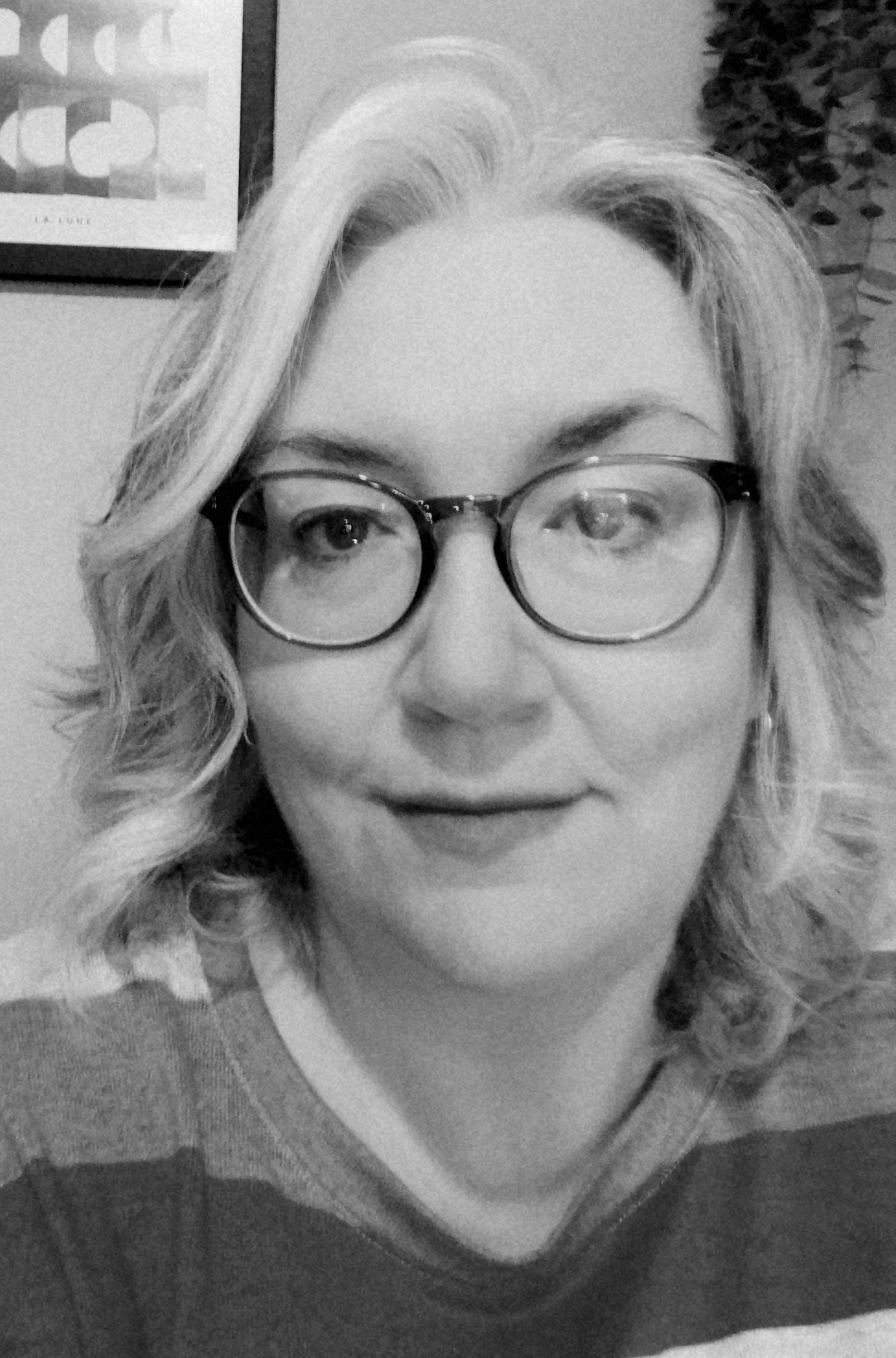 cara-summers-stories-from-the-edges-medium