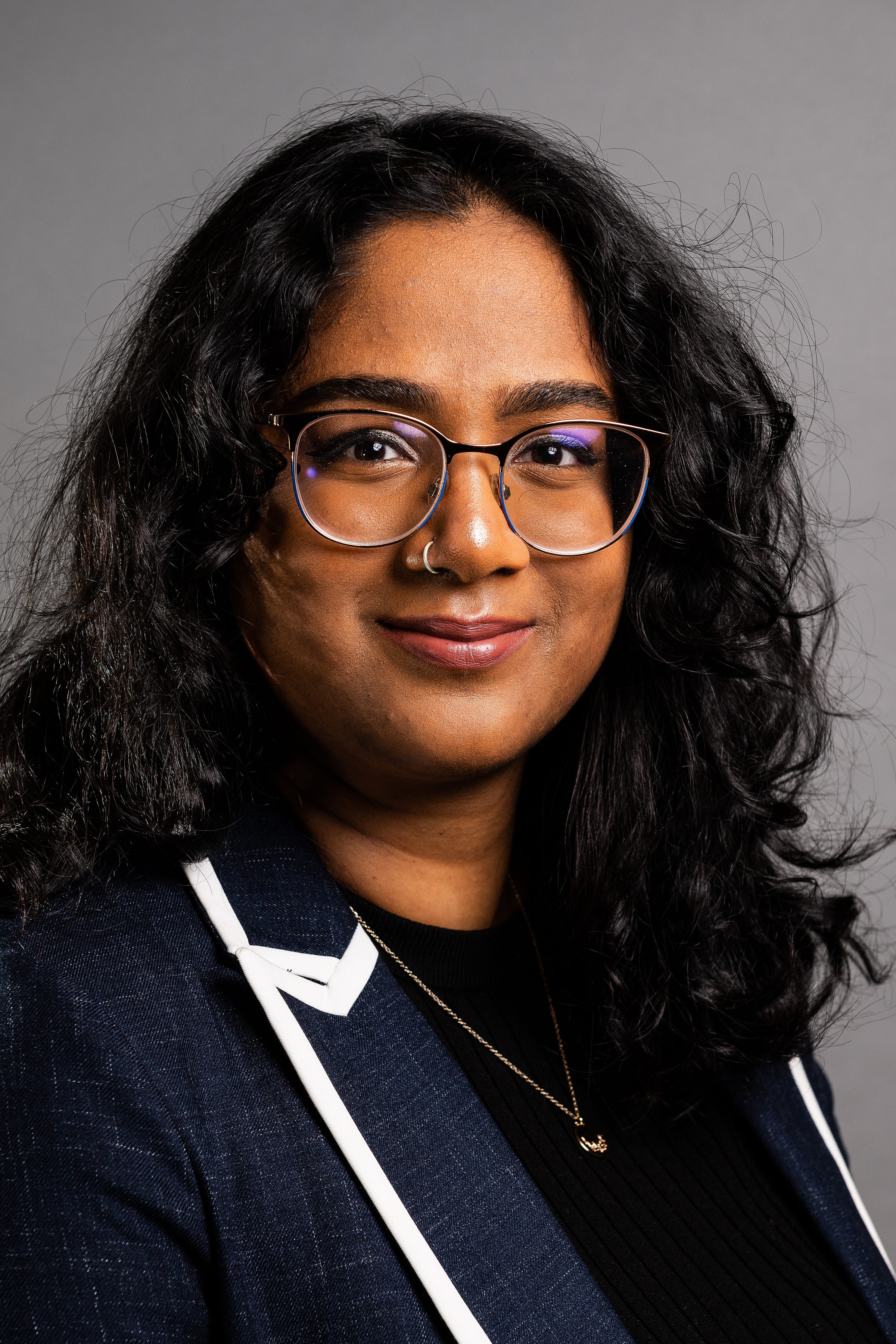 Pravallika chirumamilla medium