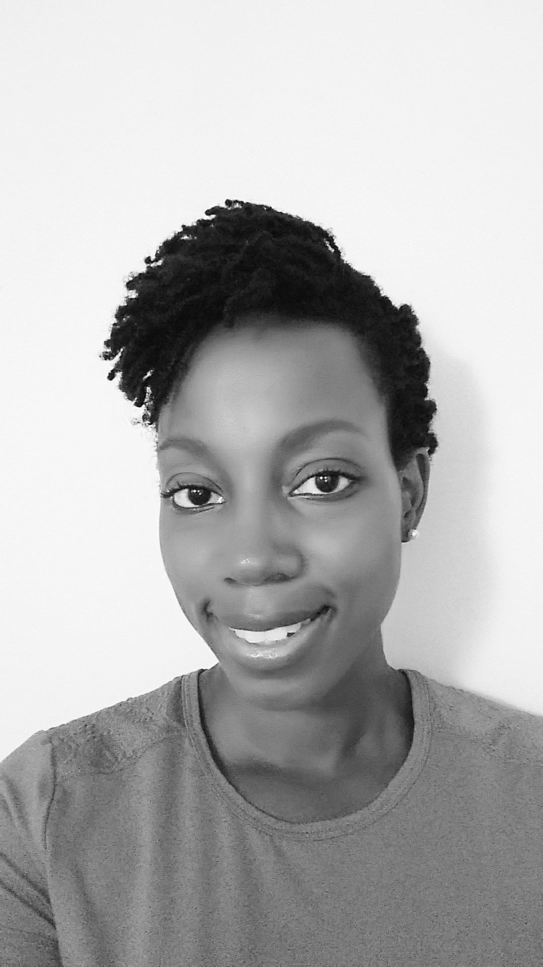 Brandi Apetsi – Medium