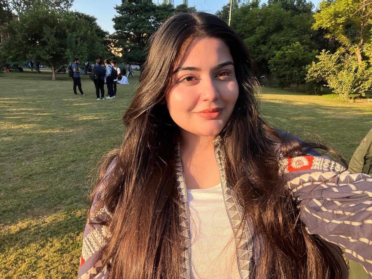 hadia-rehman-medium