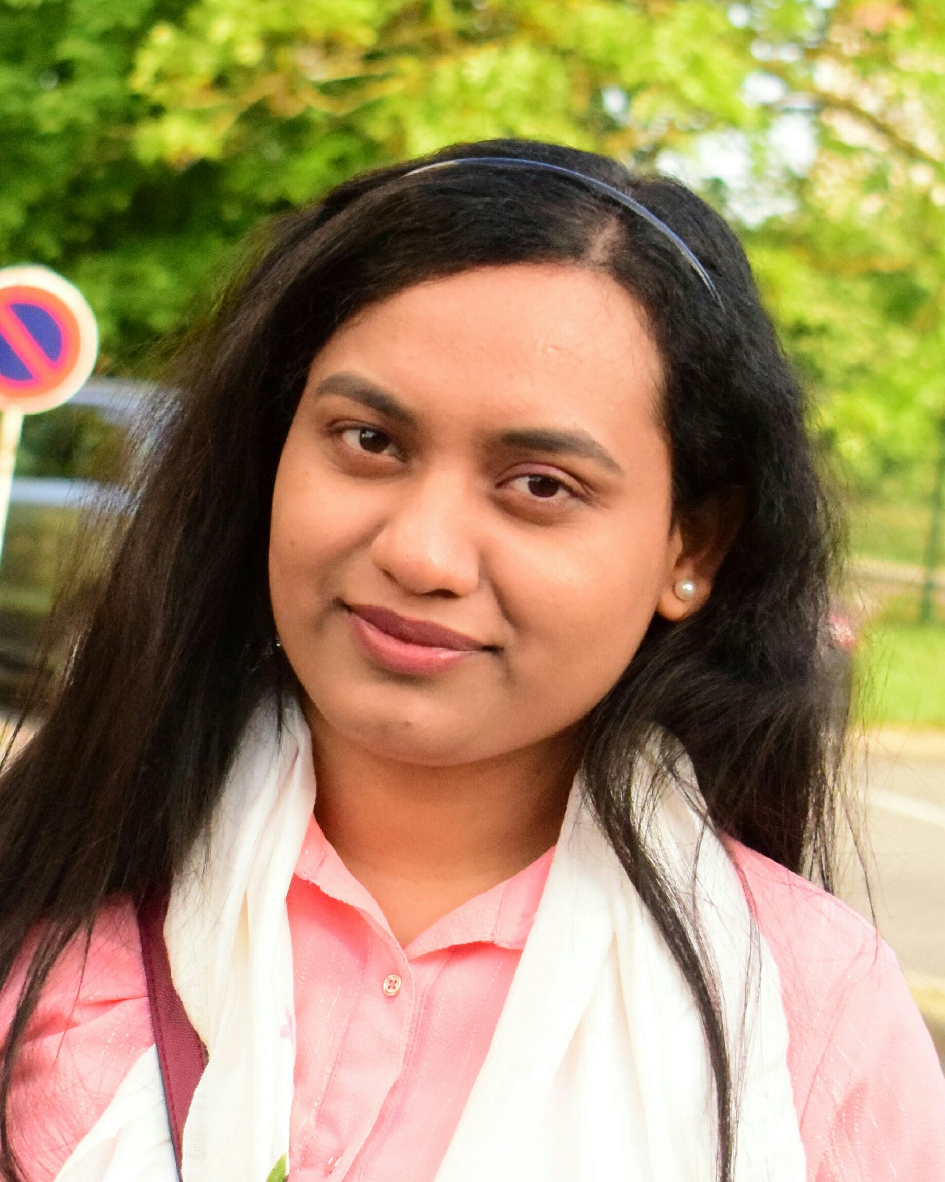 Poonam adhav medium