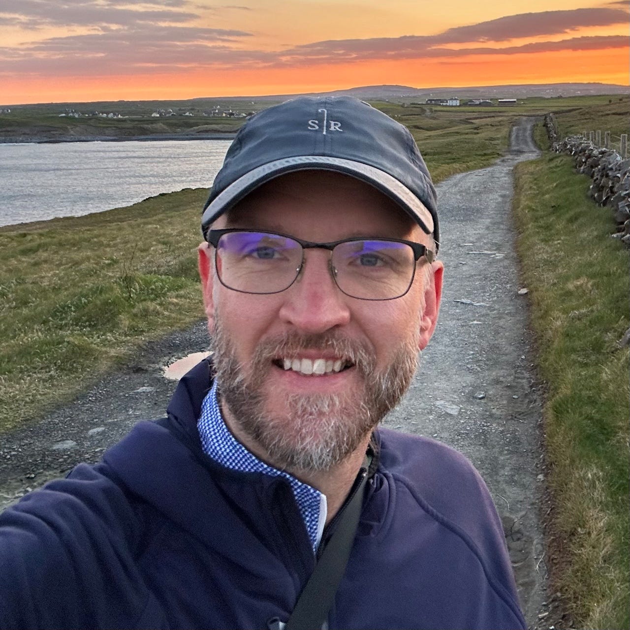 Dave Roberts – Medium