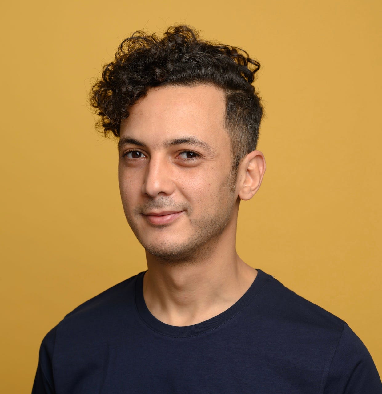 Osama salama medium