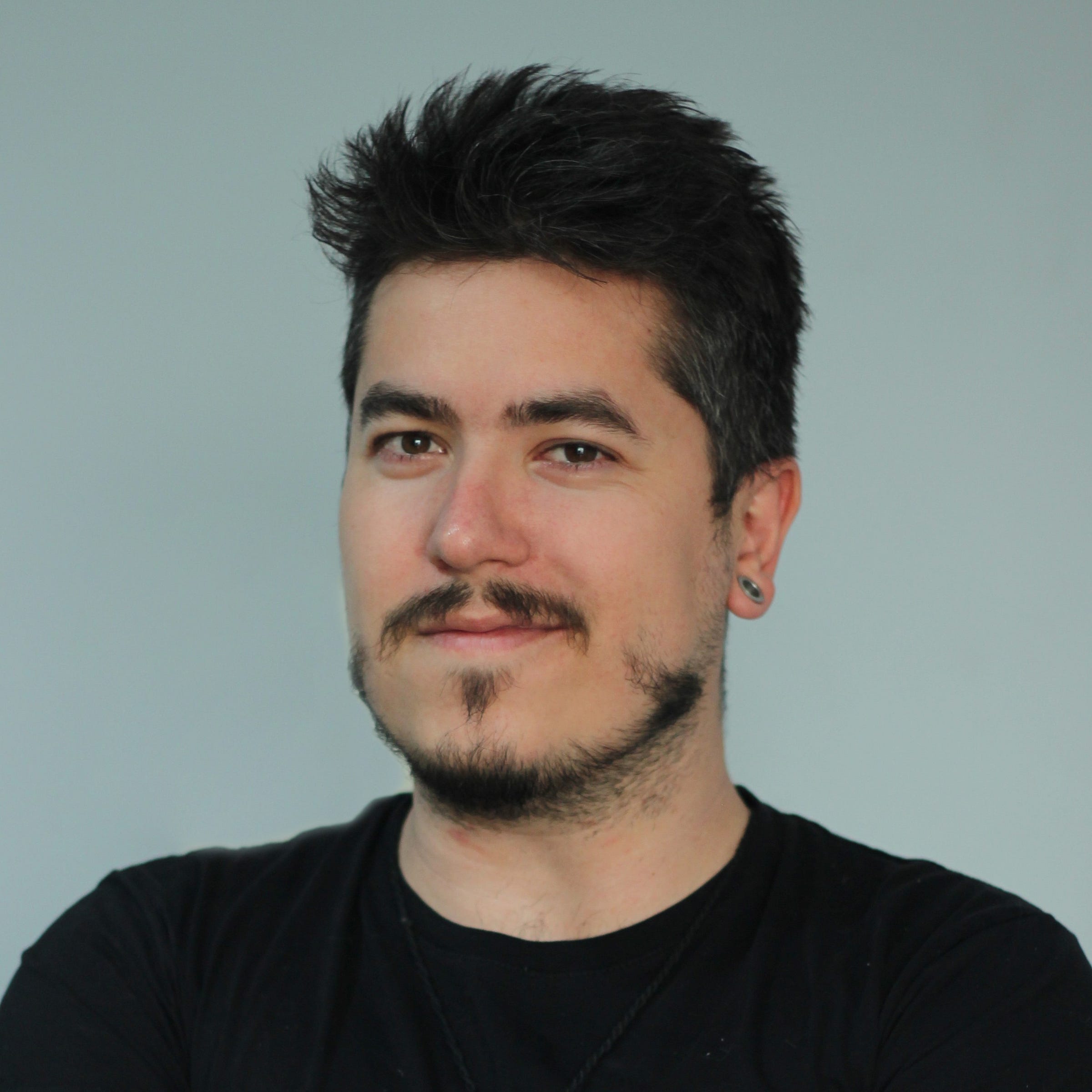 Felipe Gonçalves – Medium