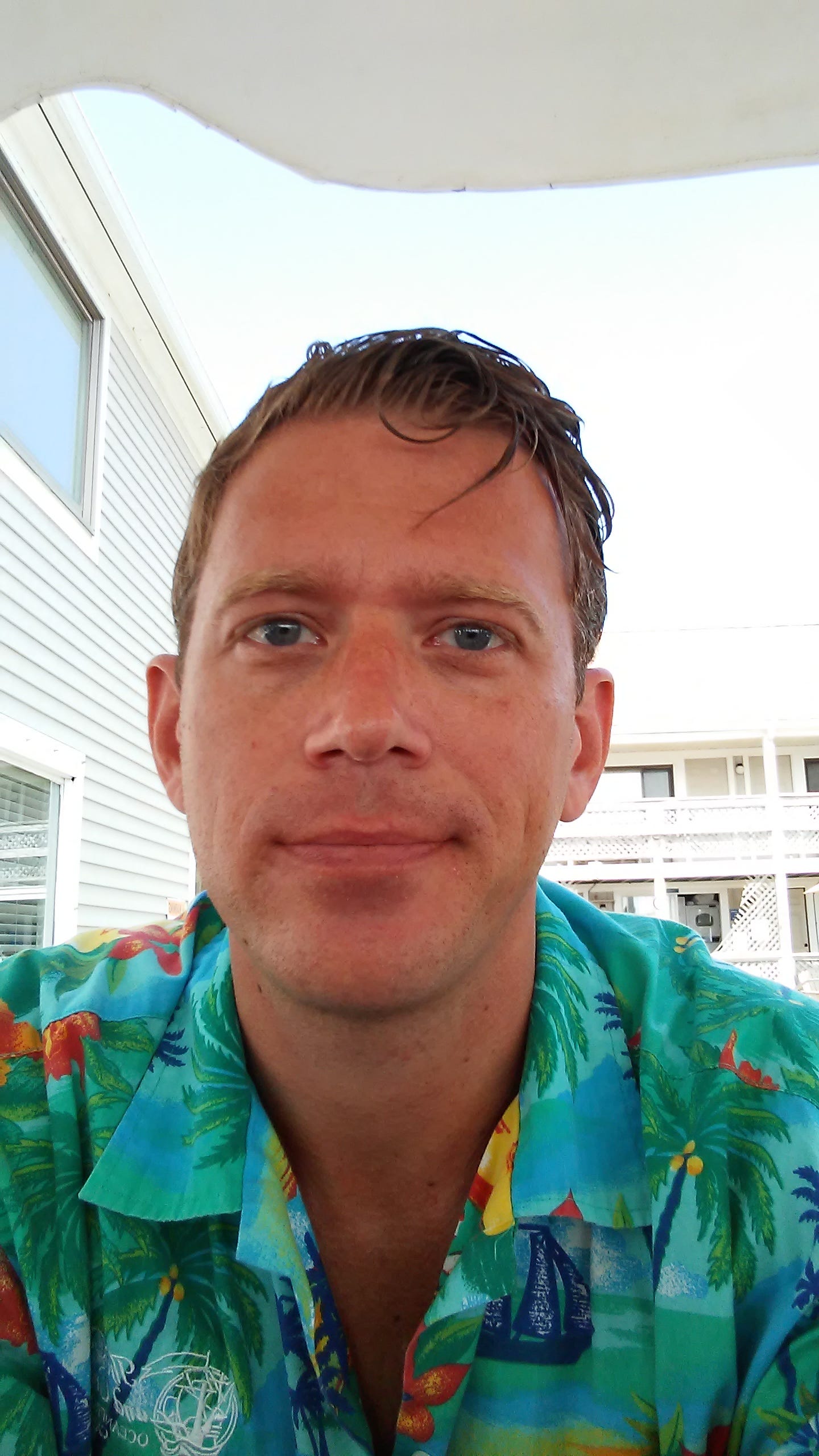 Oliver Williamson Medium