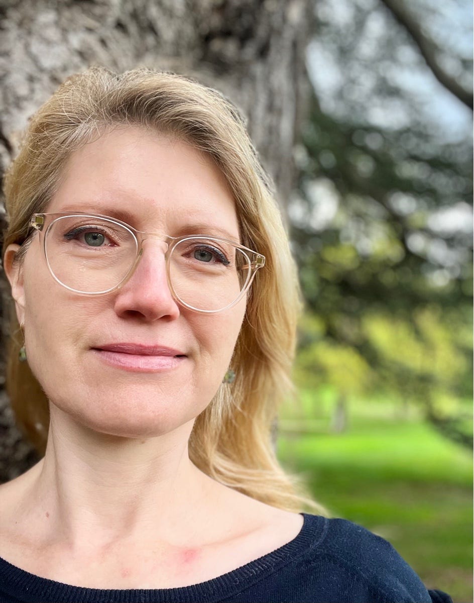 Lisa Dawn – Medium