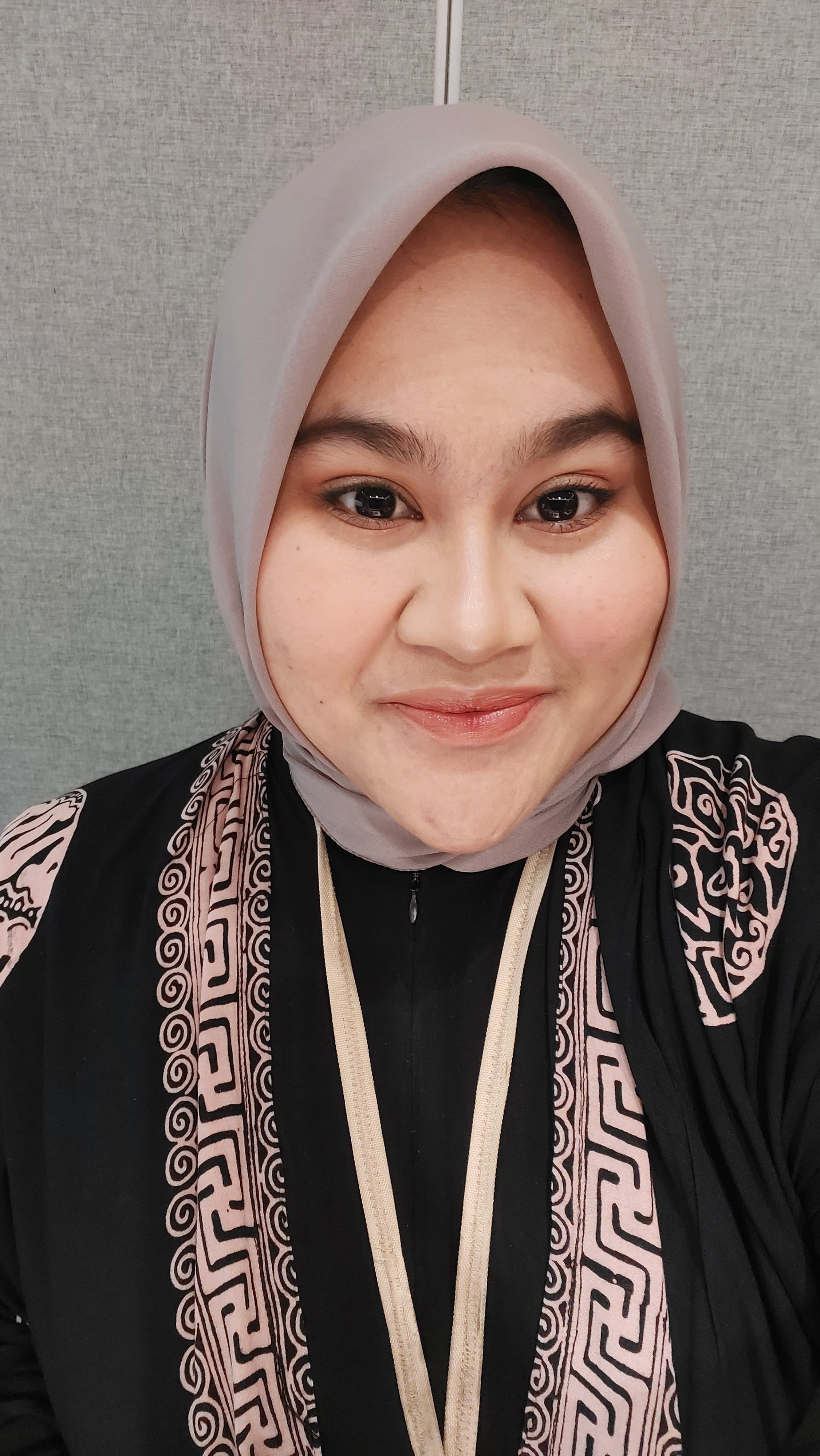 Amalia azizah ma rup medium