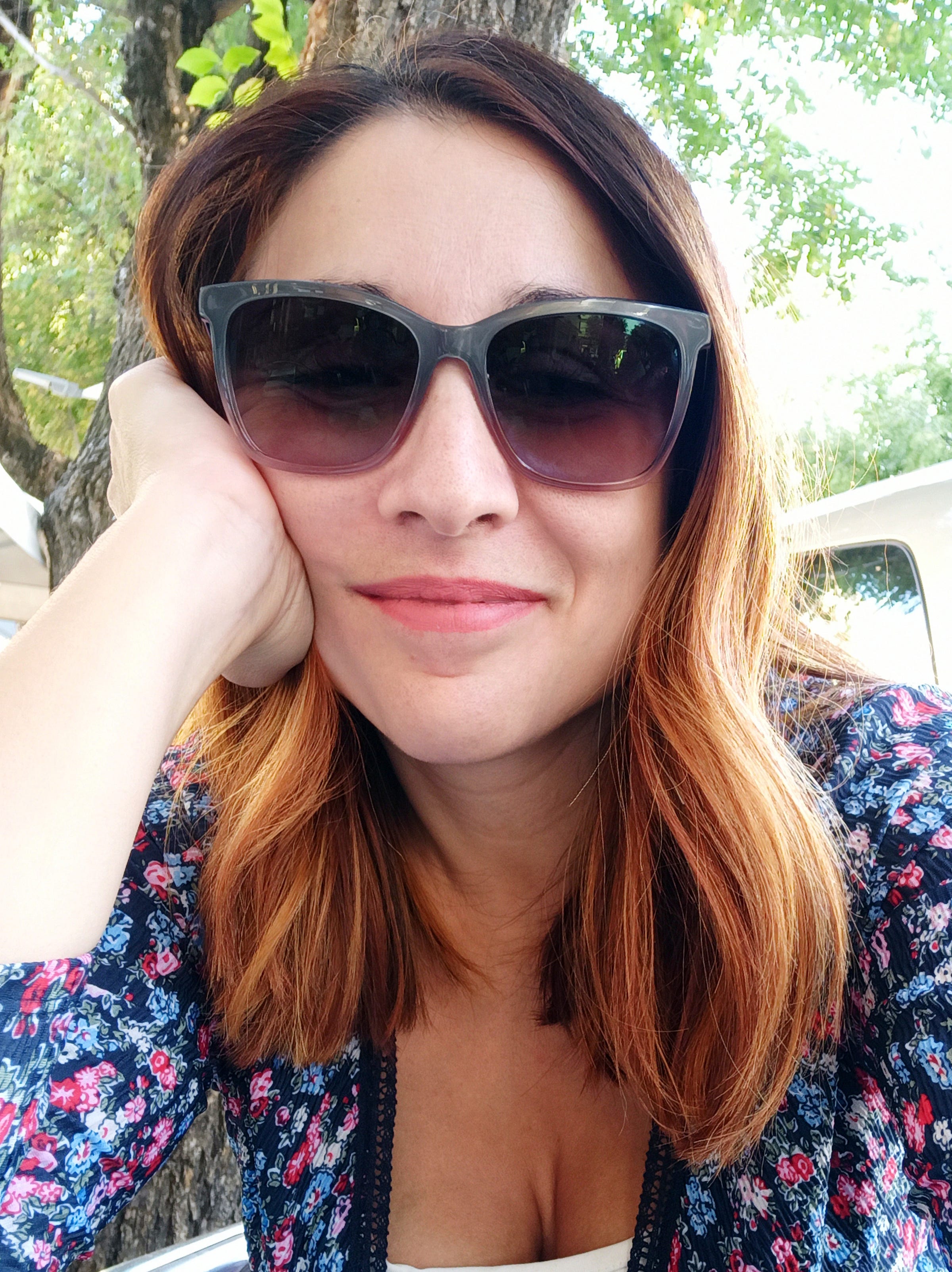 Victoria Flores – Medium
