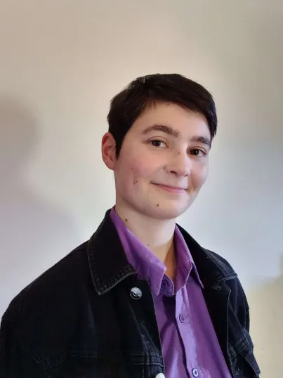 Wren Burke – Medium