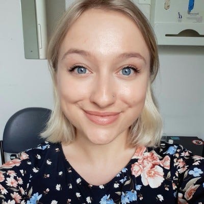 Julia Hamilton – Medium