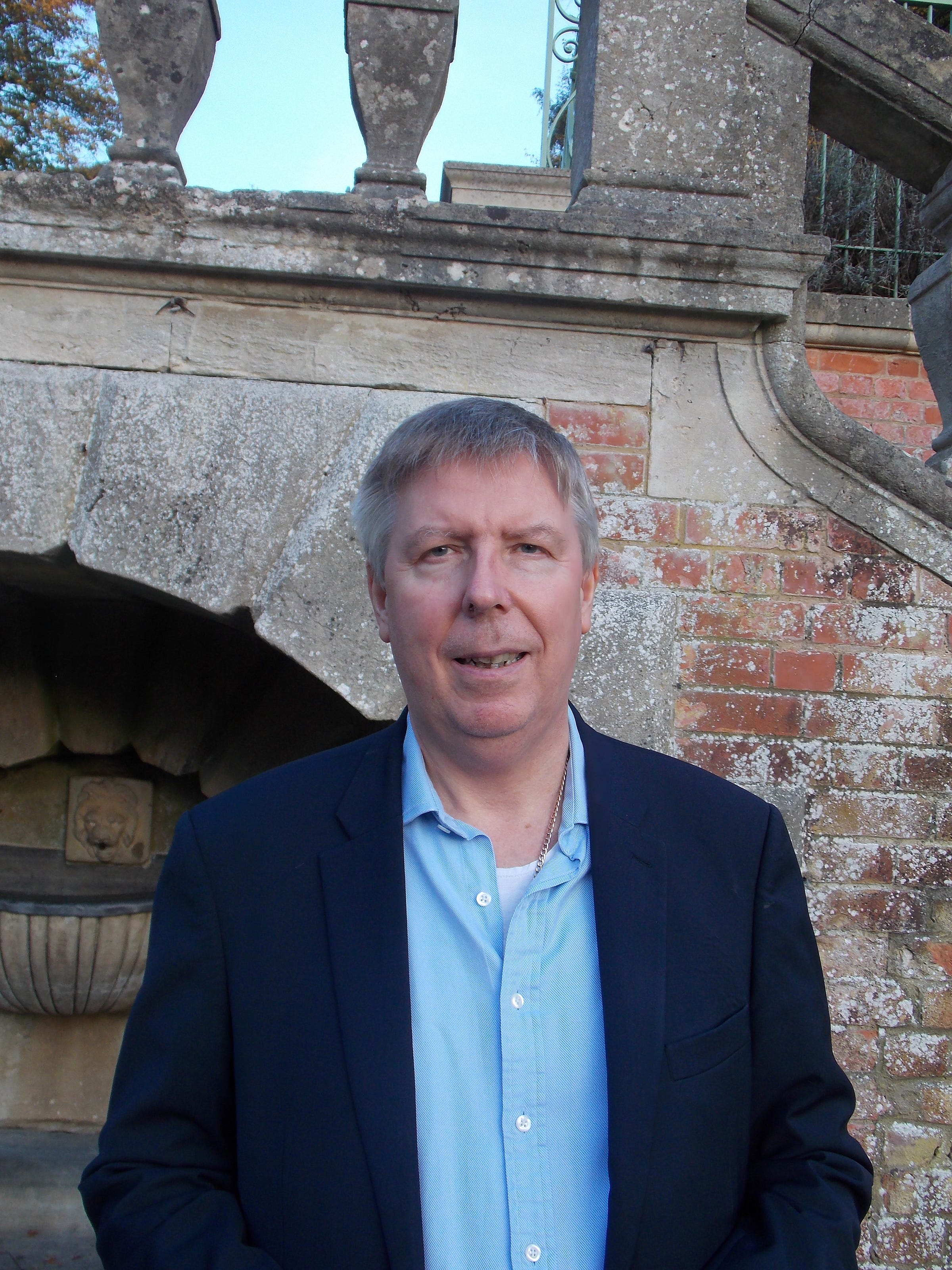 Richard Mann – Medium