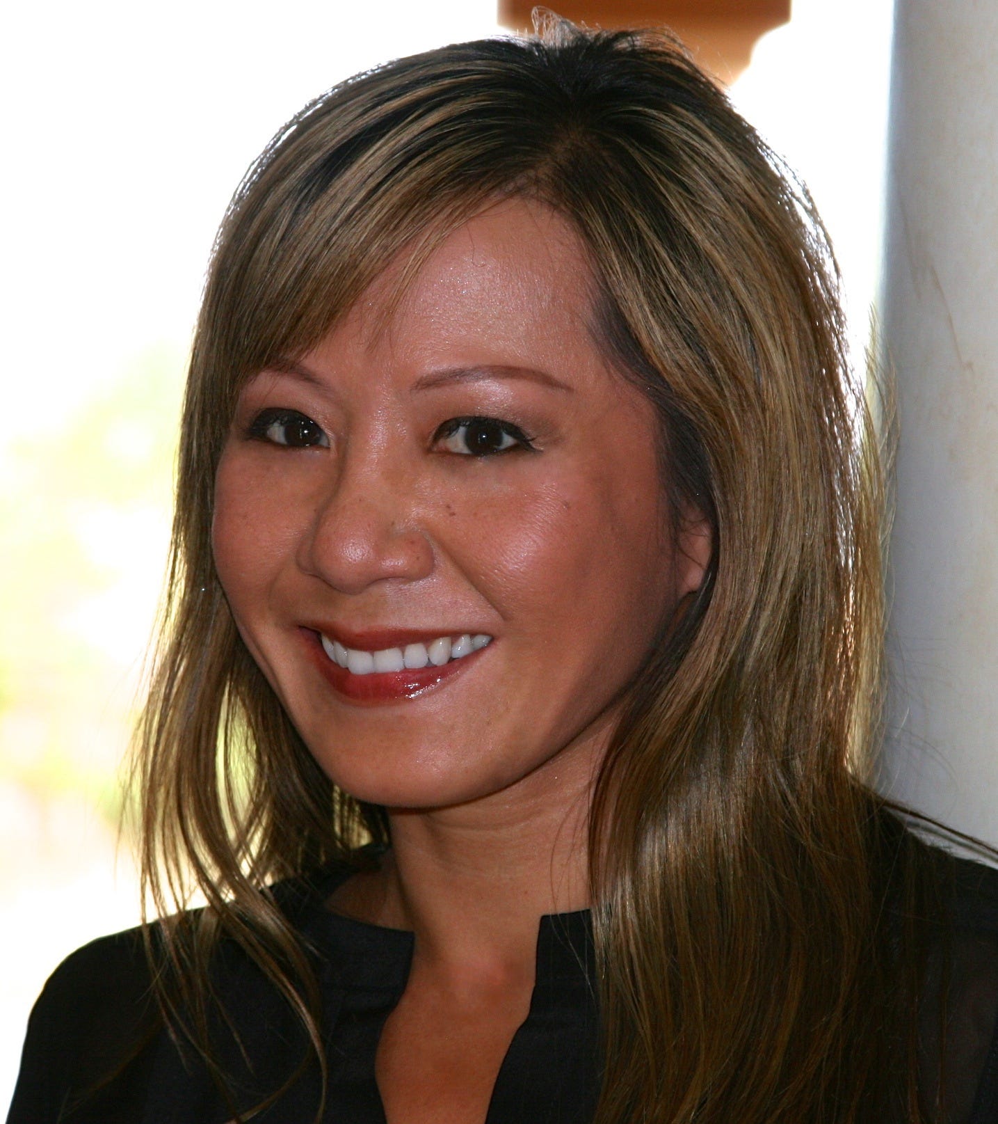 Janice Le – Medium