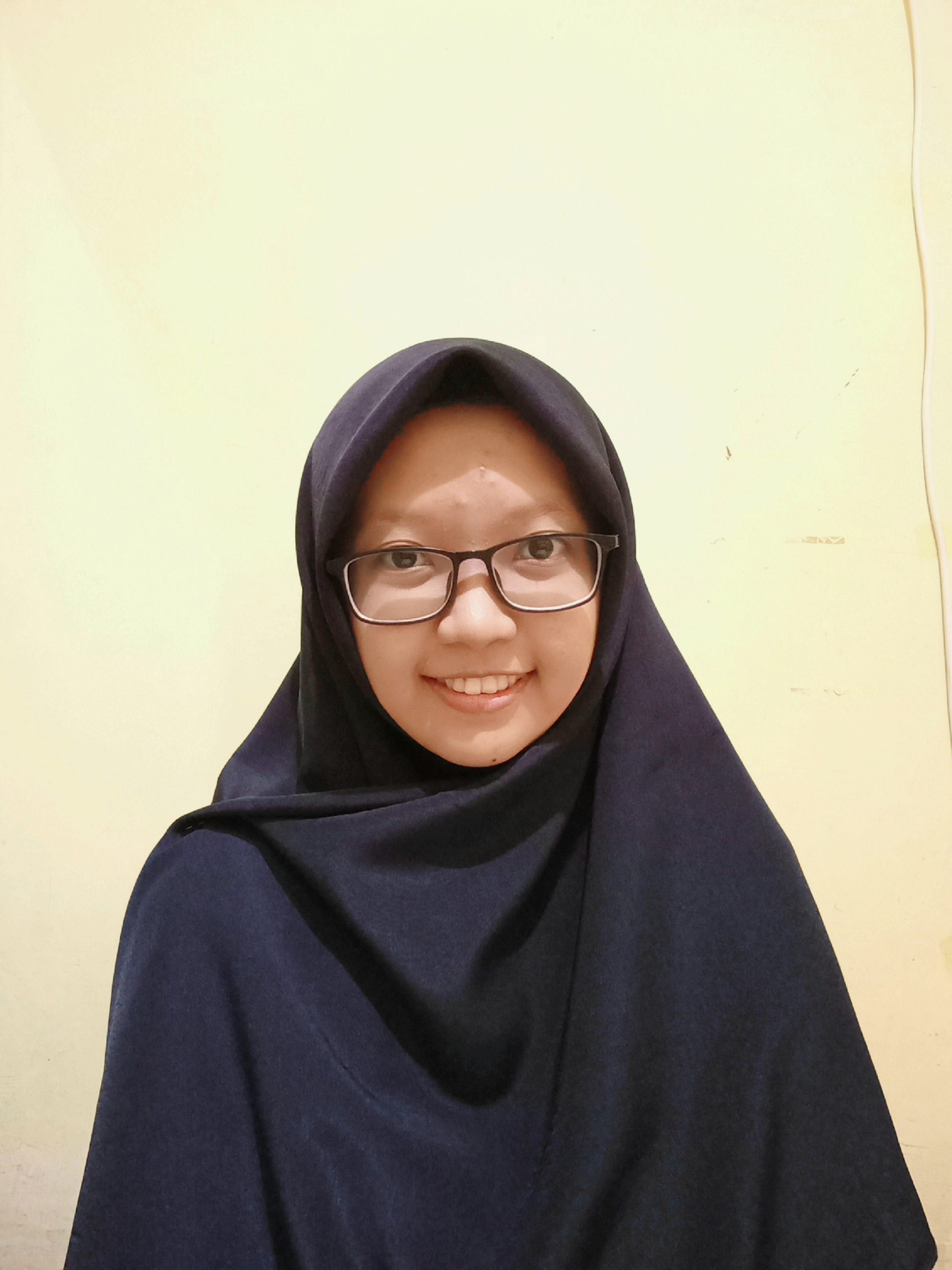 Nisvi maulidyah medium