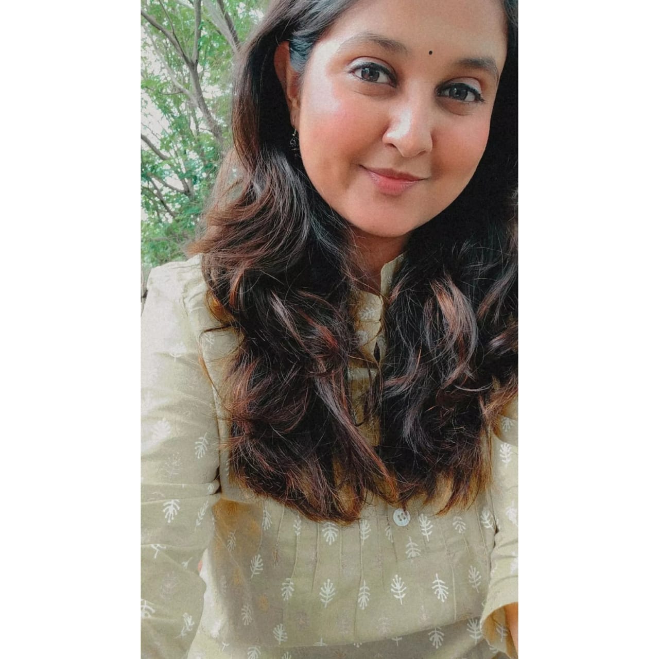 Utkarsha ojha medium