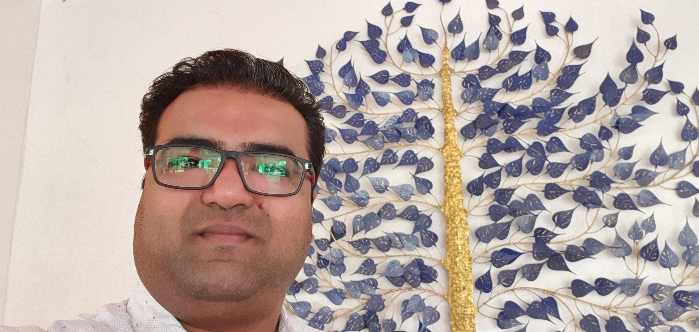 Sumit vyas medium