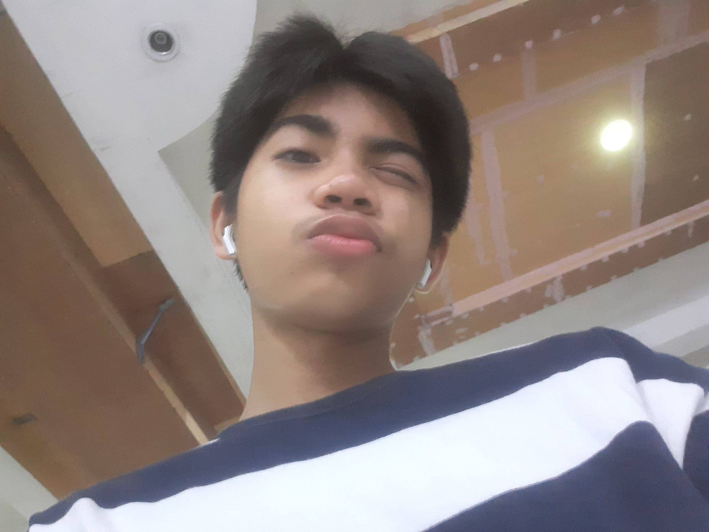 Karry saimpon medium