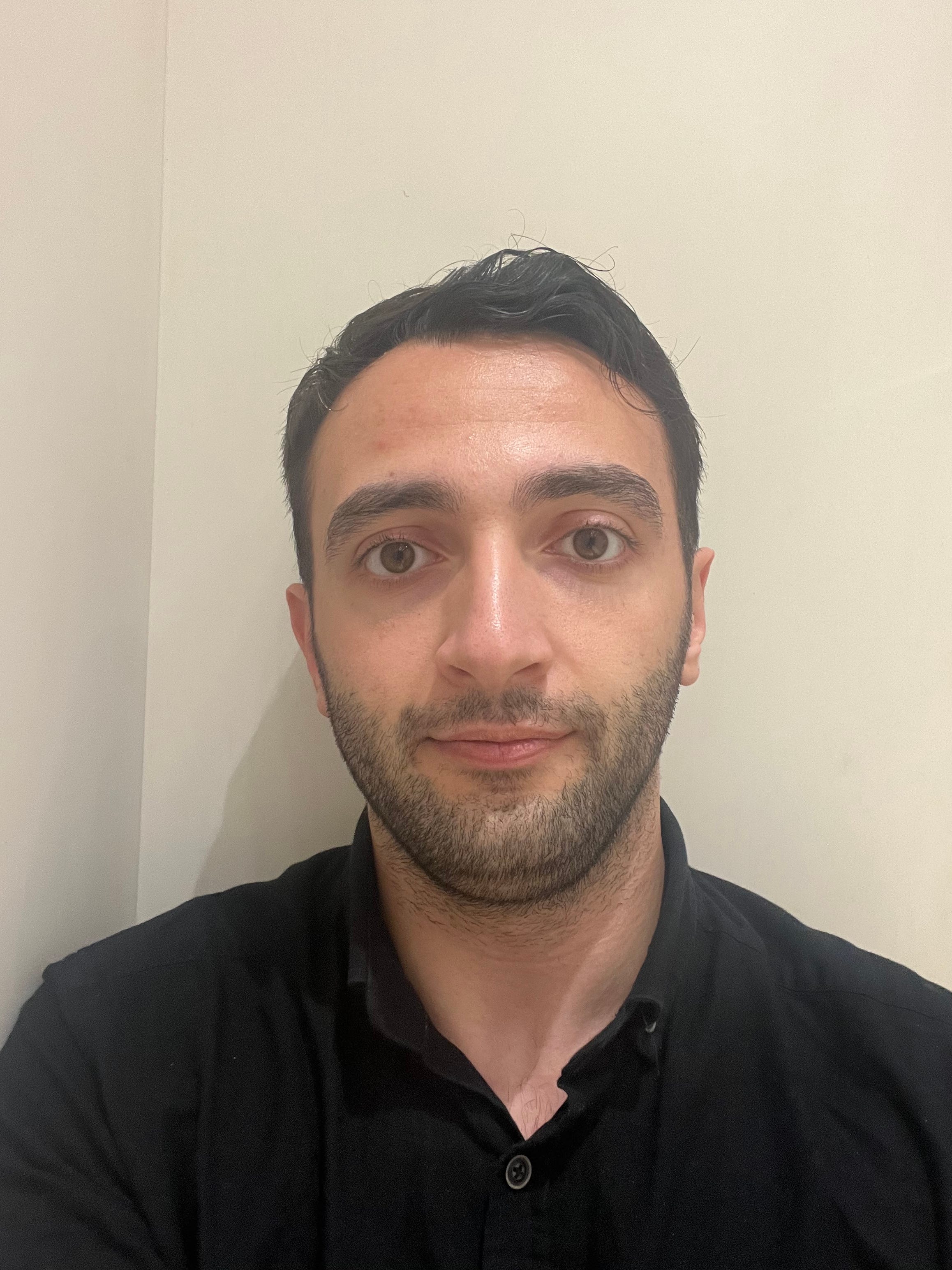 Abdullahkirmizi medium