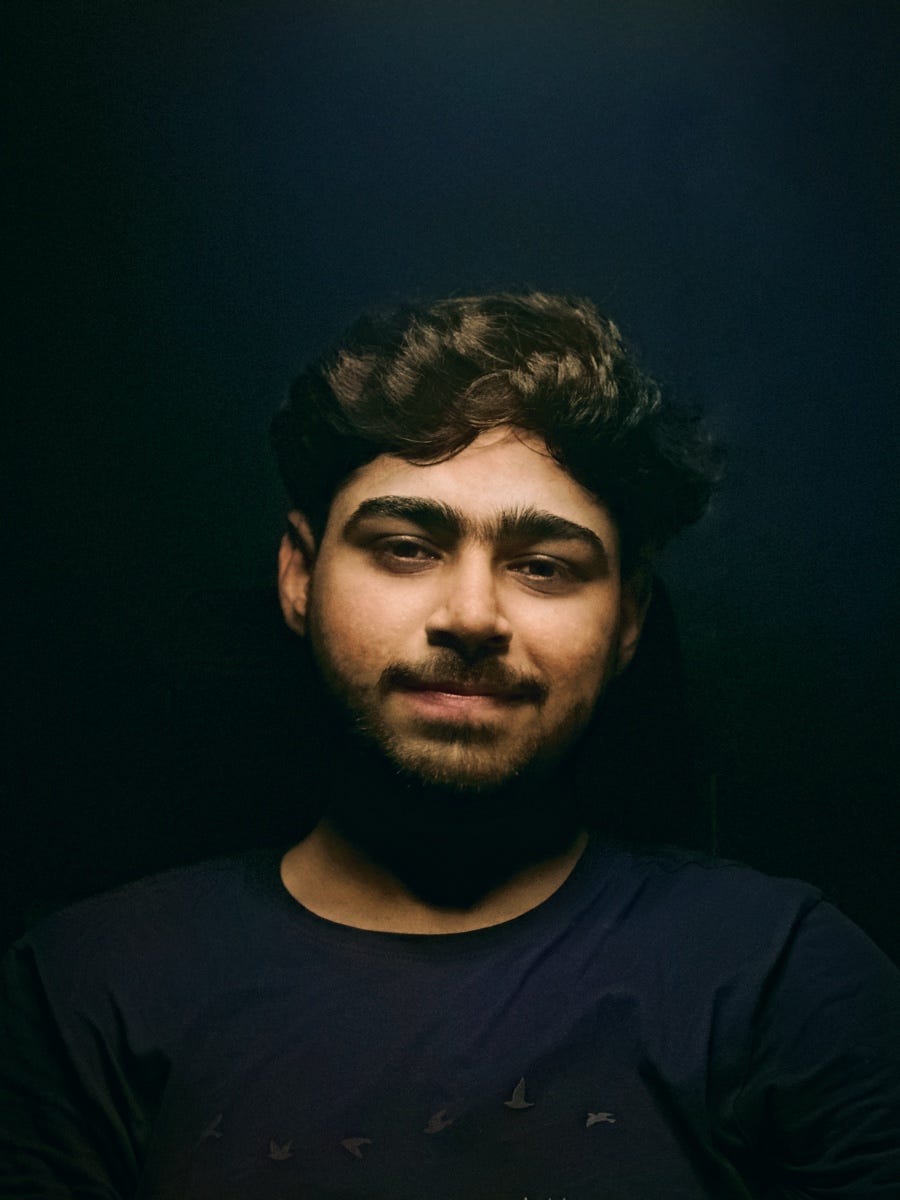 Akhil – Medium