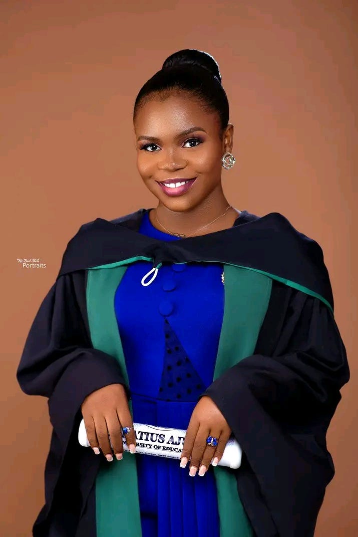 Favour ambrose medium