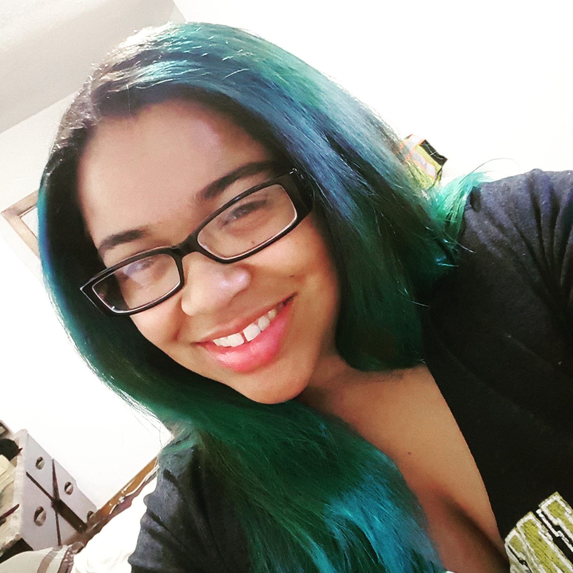Jahnay Carr – Medium