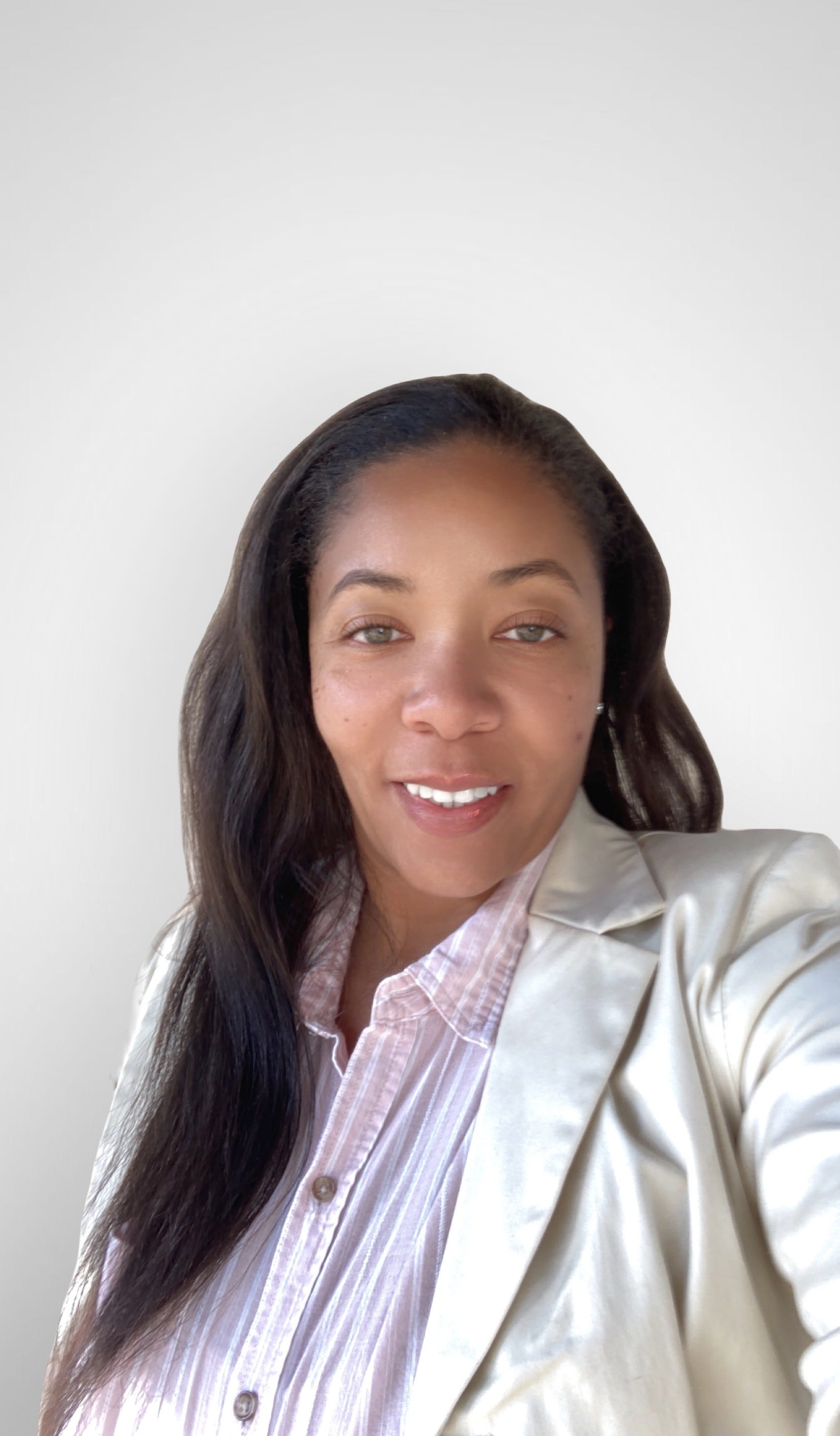 Carolyn Munoz Medium