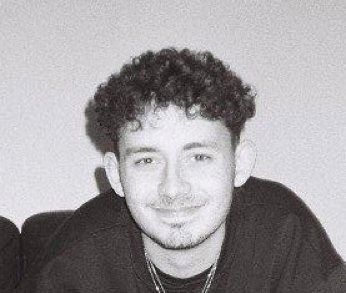 Joe James – Medium