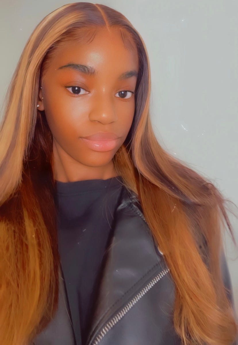 Racquelle – Medium