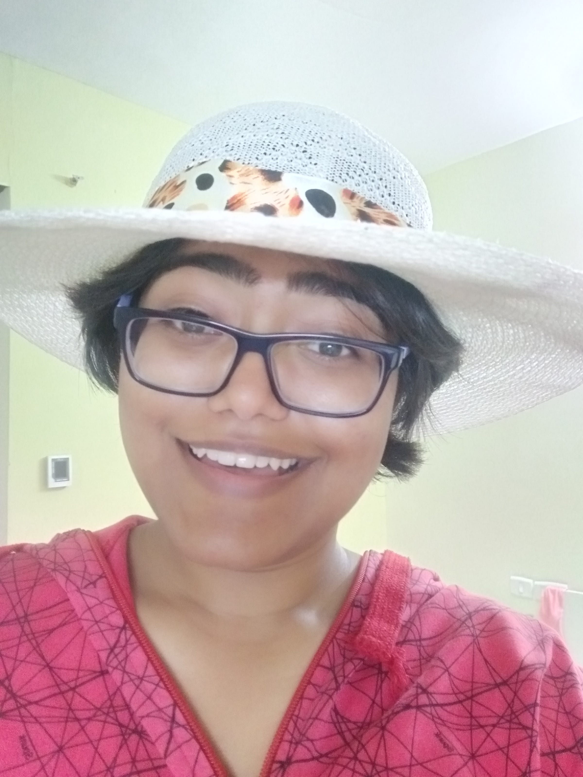 Osho Priya Medium