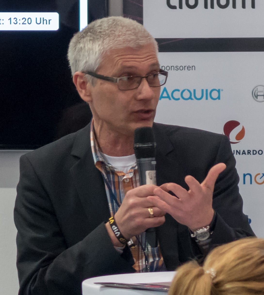 Dr. Alexander Klier Medium