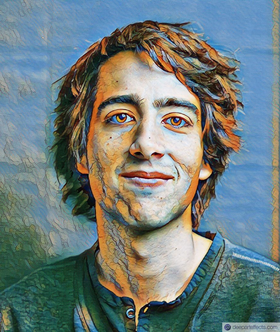 Tiago Marques Medium